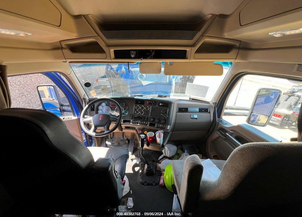 2016 KENWORTH CONSTRUCTION T680 VIN: 1XKYDP9X6GJ498472