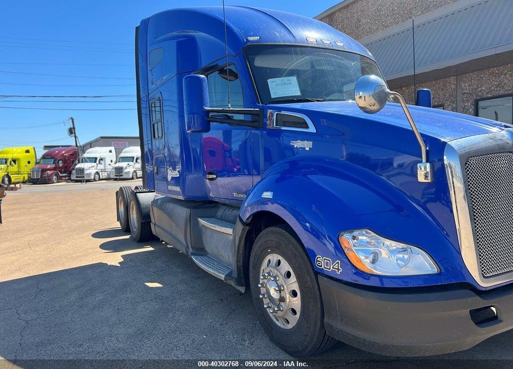 2016 KENWORTH CONSTRUCTION T680 VIN: 1XKYDP9X6GJ498472