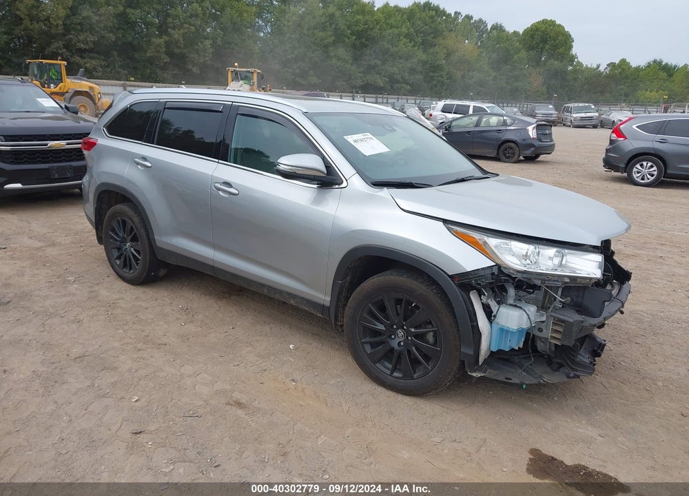 2019 TOYOTA HIGHLANDER XLE VIN: 5TDJZRFH1KS730009