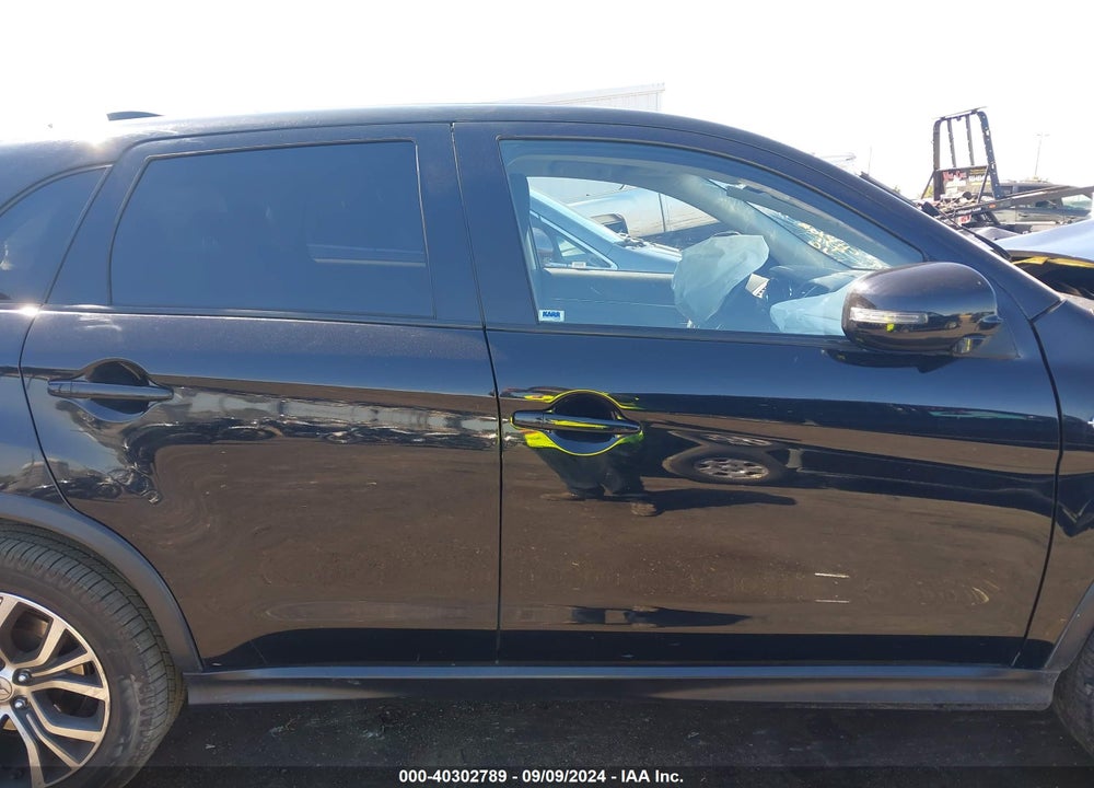 2017 MITSUBISHI OUTLANDER SPORT 2.0 ES VIN: JA4AP3AU1HZ033514