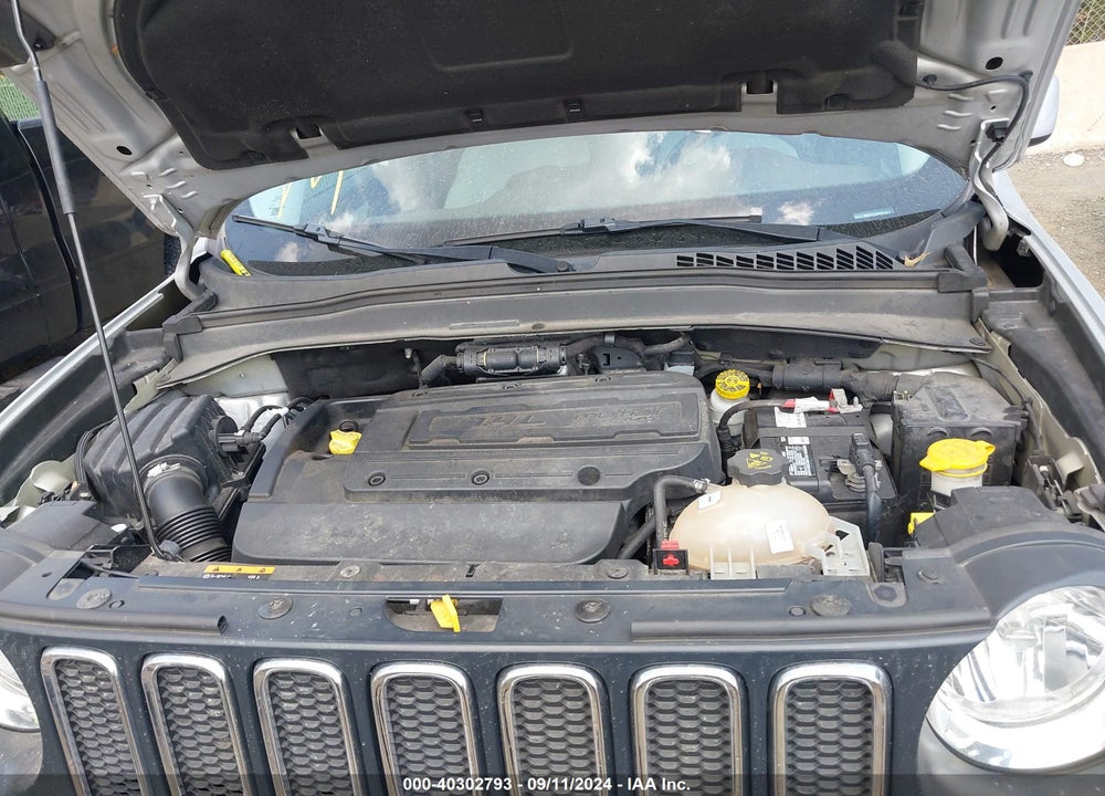 2016 JEEP RENEGADE LATITUDE VIN: ZACCJBBW3GPE31671