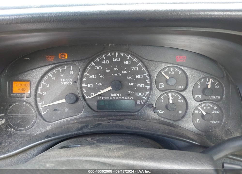 2000 CHEVROLET SILVERADO 1500 LS VIN: 1GCEK14T5YZ371611