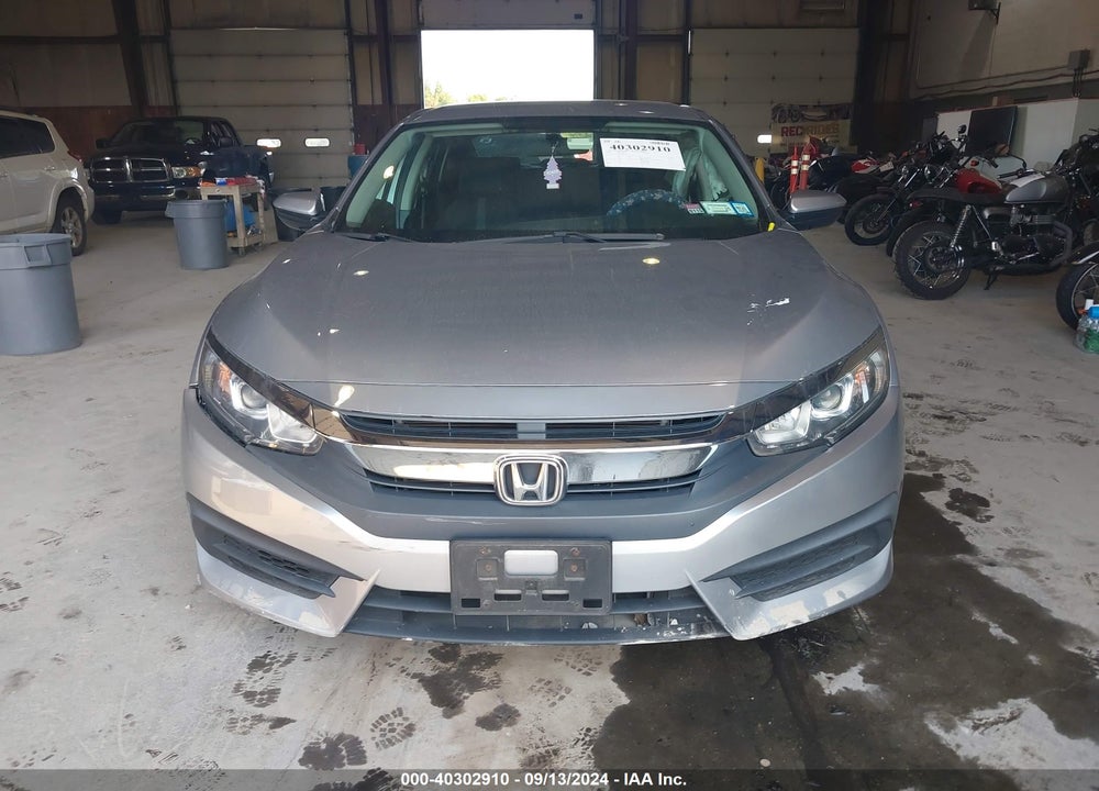 2018 HONDA CIVIC VIN: 2HGFC2F57JH553744