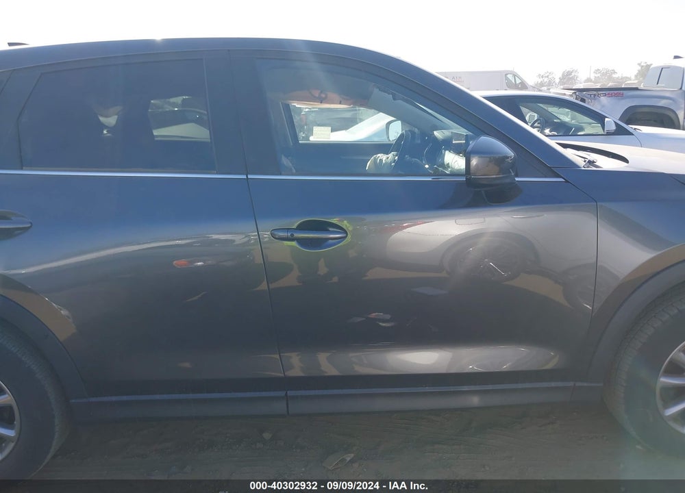 2022 MAZDA CX-5 VIN: JM3KFBBM3N0565845
