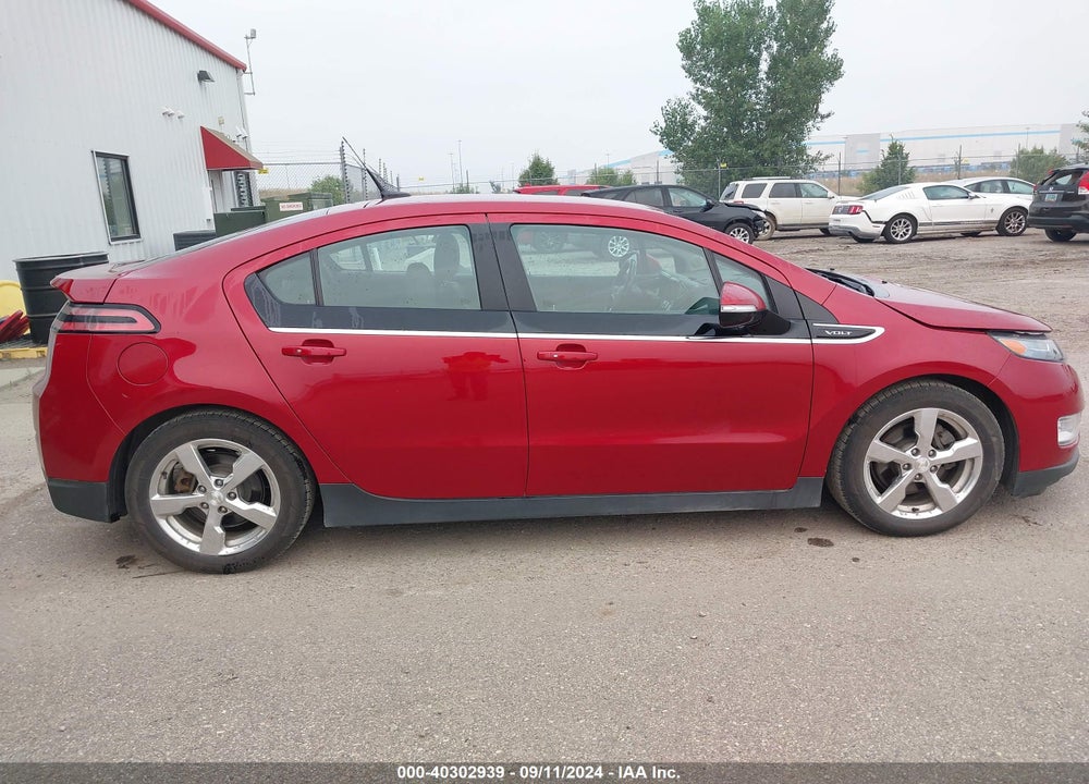 2014 CHEVROLET VOLT VIN: 1G1RH6E48EU111113