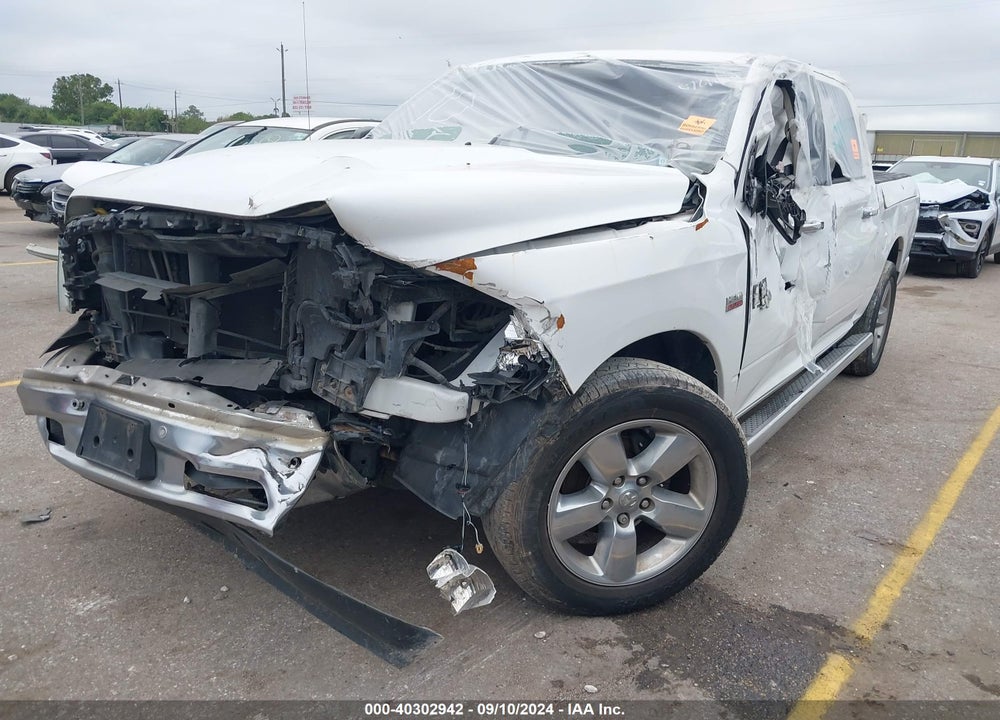 2014 RAM 1500 VIN: 1C6RR6LT5ES229198