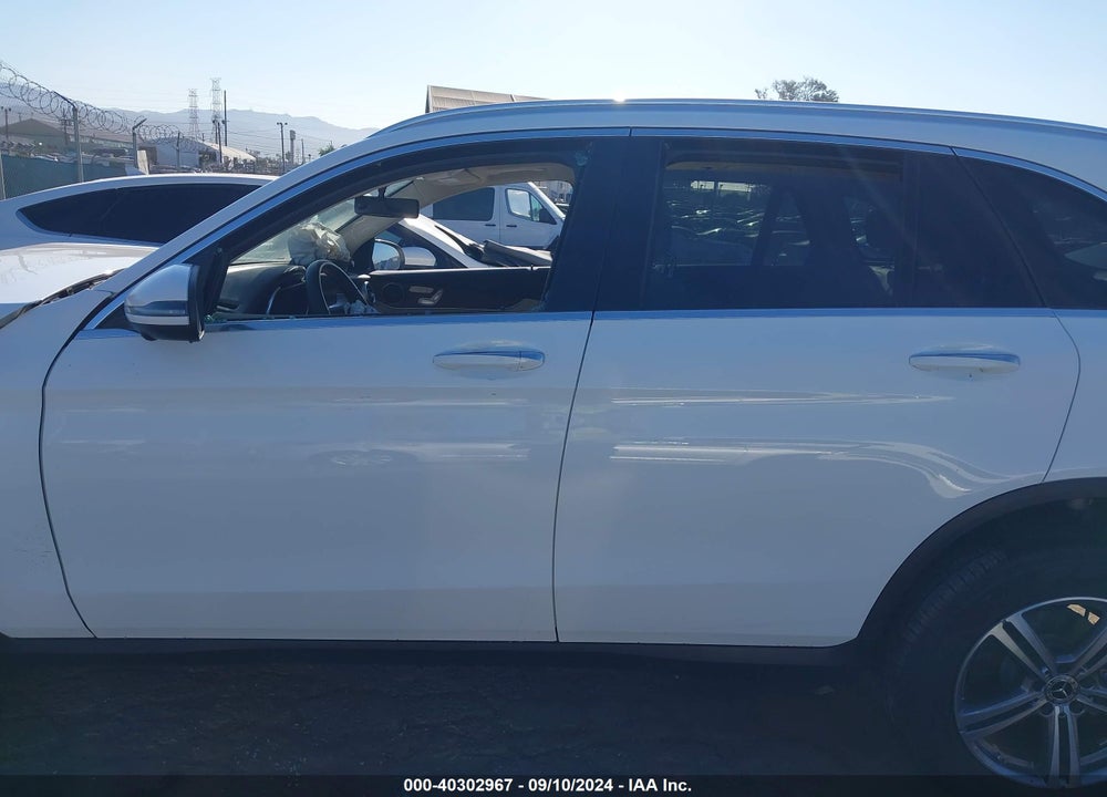 2022 MERCEDES-BENZ GLC 300 SUV VIN: W1N0G8DB7NV395447