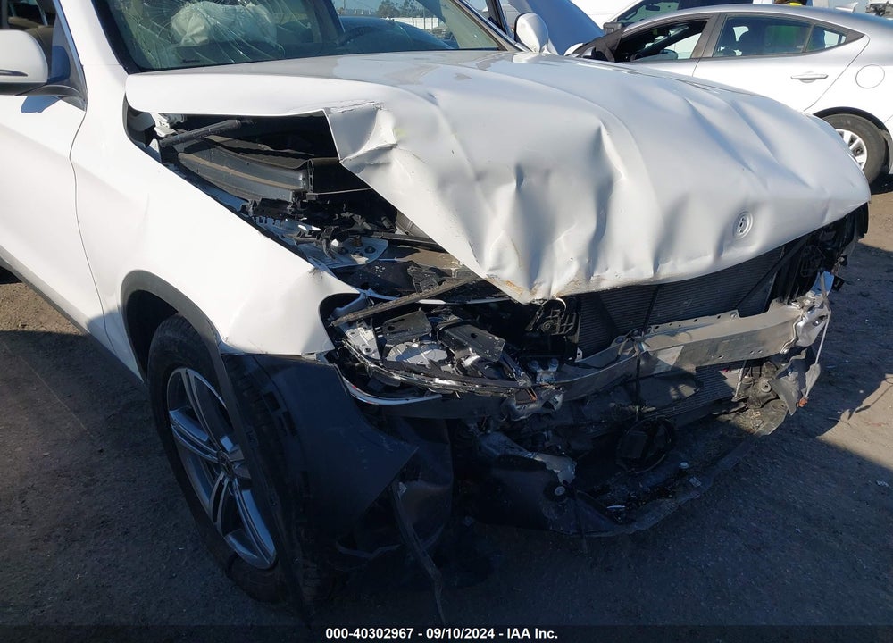 2022 MERCEDES-BENZ GLC 300 SUV VIN: W1N0G8DB7NV395447