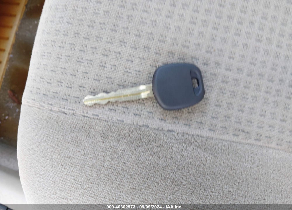 2007 TOYOTA COROLLA CE VIN: 2T1BR32E67C787464