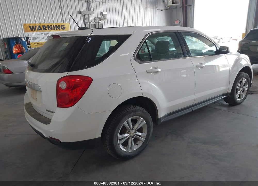 2015 CHEVROLET EQUINOX LS VIN: 1GNALAEK8FZ124069