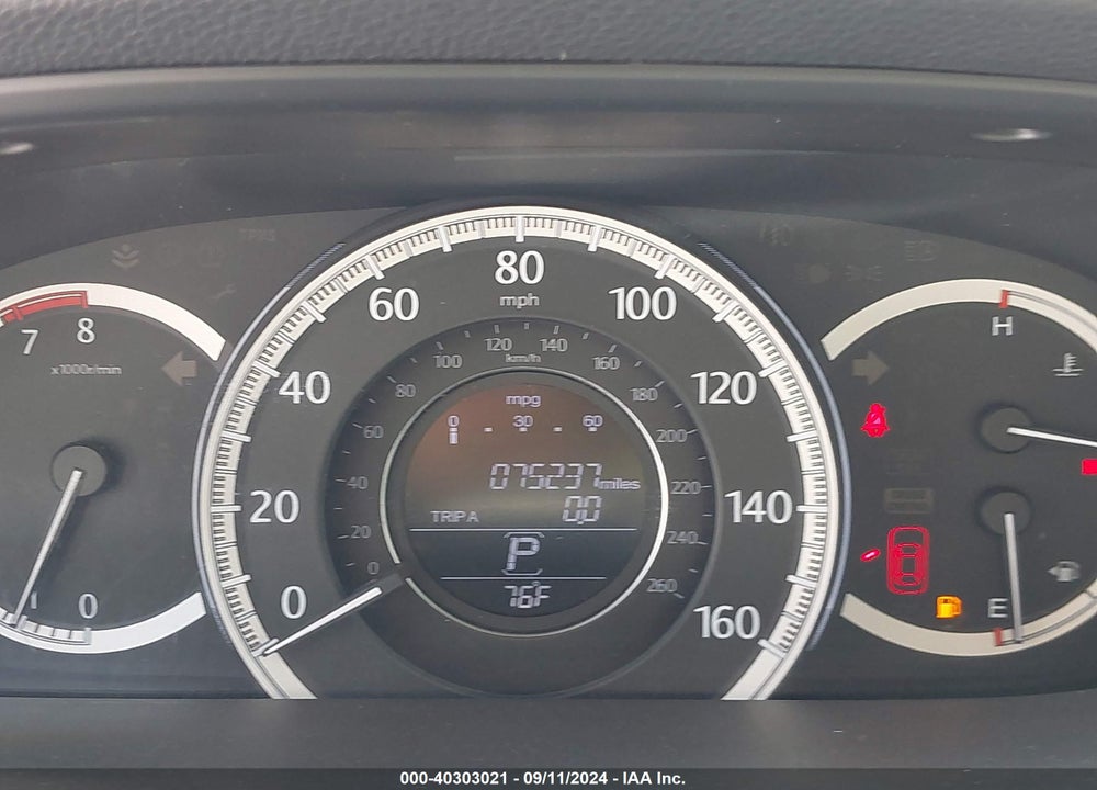 2015 HONDA ACCORD EX-L V-6 VIN: 1HGCR3F86FA005516