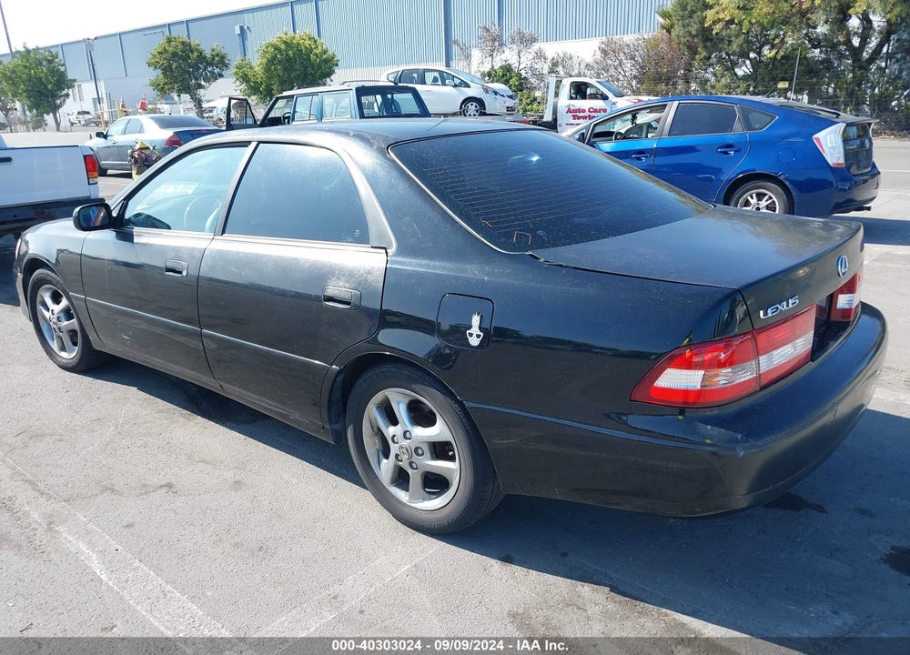 2001 LEXUS ES 300 VIN: JT8BF28G310289833