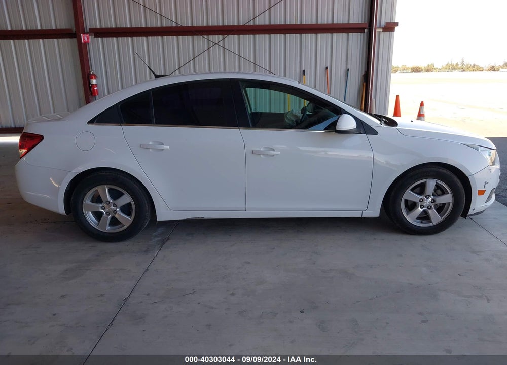 2014 CHEVROLET CRUZE 1LT AUTO VIN: 1G1PC5SB8E7265161