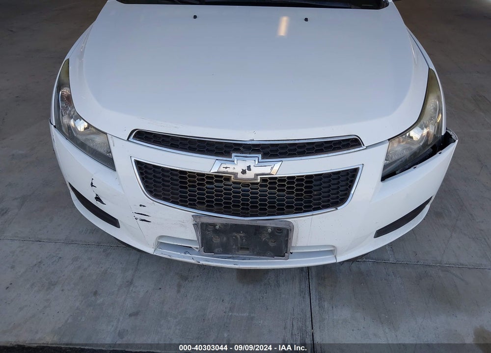 2014 CHEVROLET CRUZE 1LT AUTO VIN: 1G1PC5SB8E7265161