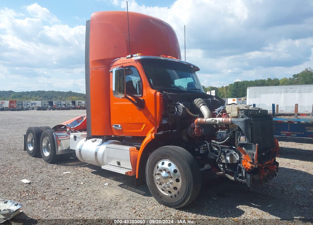 2019 PETERBILT 579 VIN: 1XPBD49X5KD609020