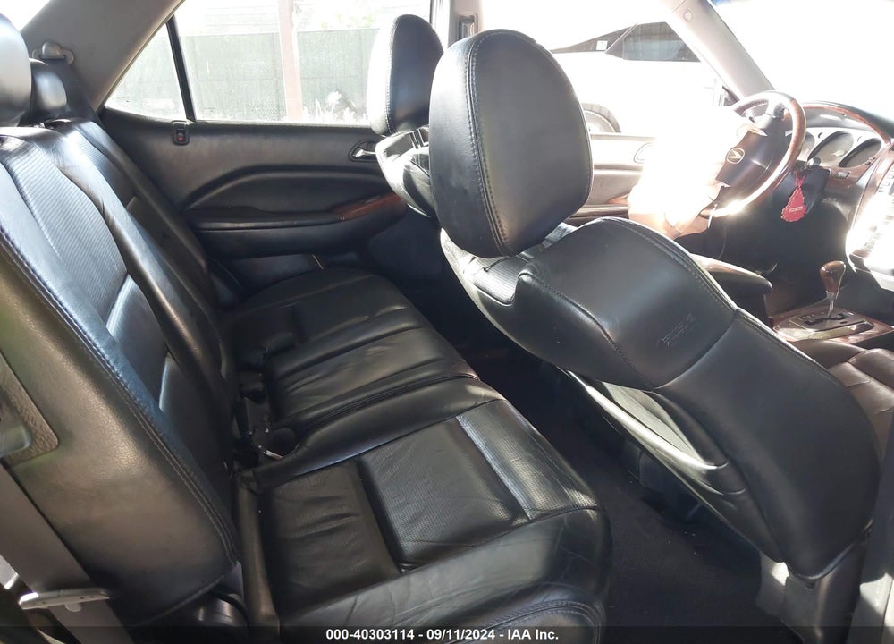 2005 ACURA MDX VIN: 2HNYD18675H550122