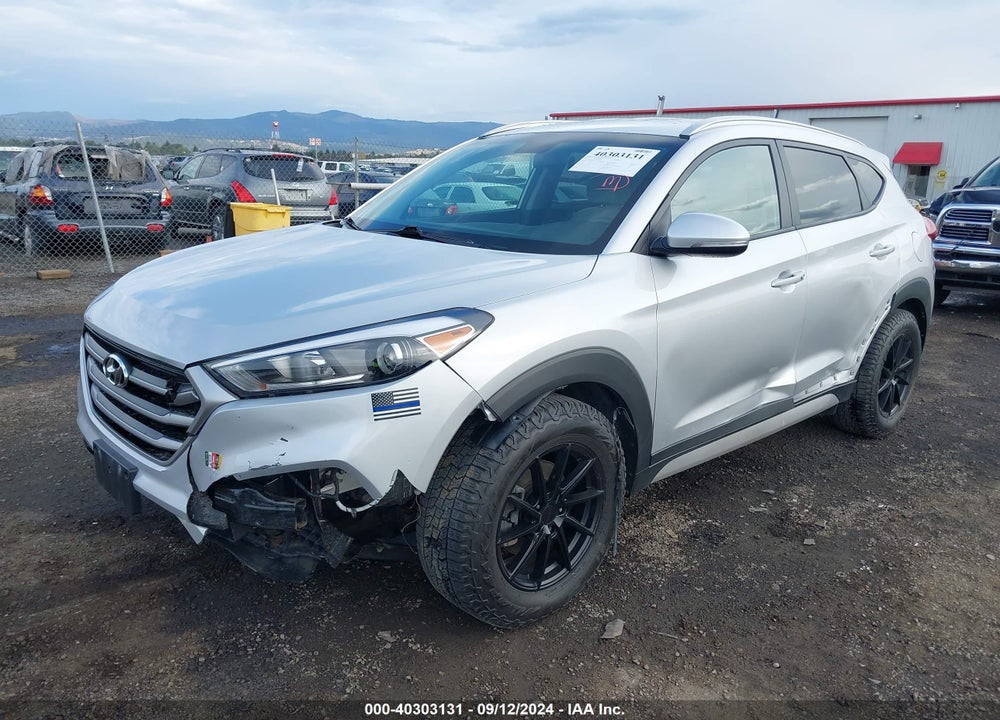 2017 HYUNDAI TUCSON SPORT VIN: KM8J3CA21HU527588