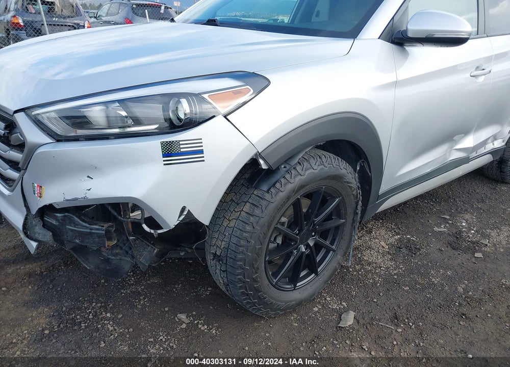 2017 HYUNDAI TUCSON SPORT VIN: KM8J3CA21HU527588