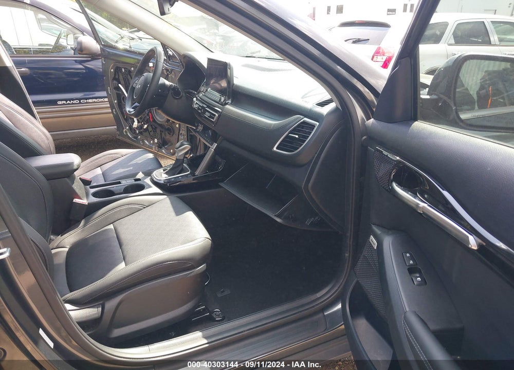 2023 KIA SELTOS SX TURBO VIN: KNDETCA24P7436110