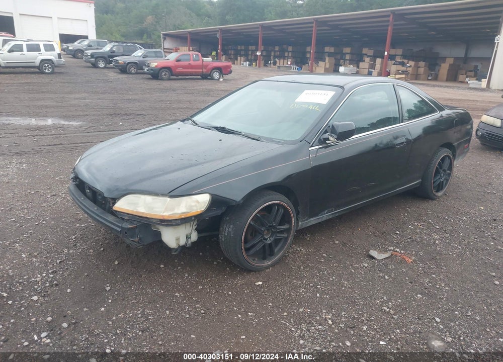 1999 HONDA ACCORD LX VIN: 1HGCG324XXA020000