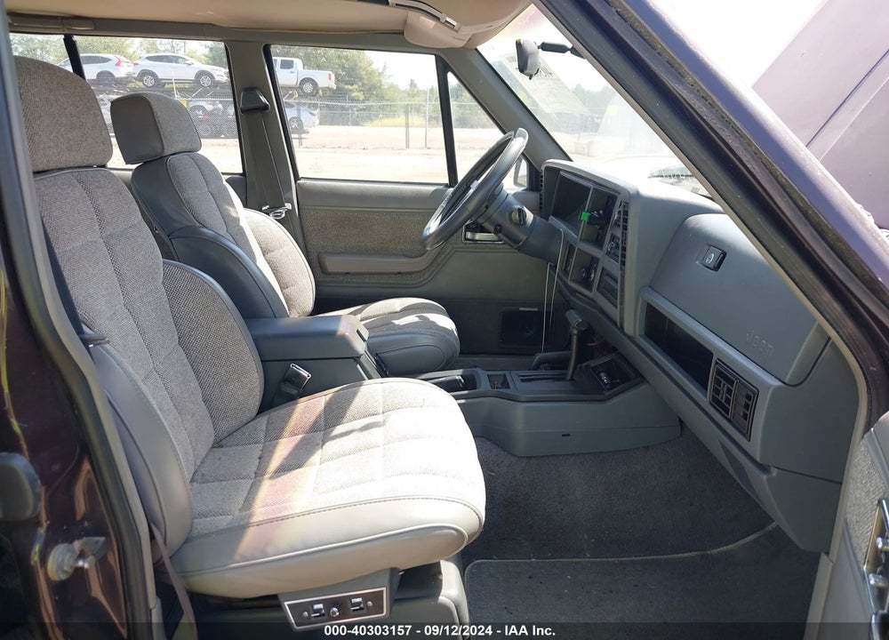 1992 JEEP CHEROKEE LAREDO VIN: 1J4FJ58S9NL153633