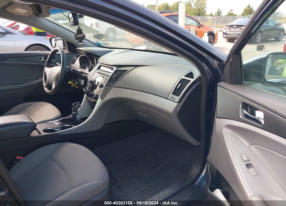 2011 HYUNDAI SONATA GLS VIN: 5NPEB4AC2BH120114