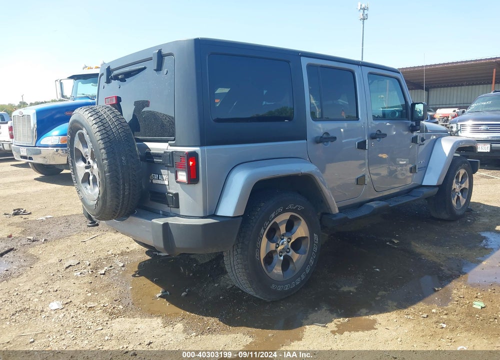 2017 JEEP WRANGLER UNLIMITED SAHARA 4X4 VIN: 1C4BJWEG8HL748911