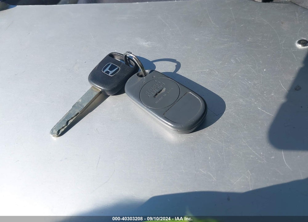 2004 HONDA CIVIC EX VIN: 1HGEM219X4L029711