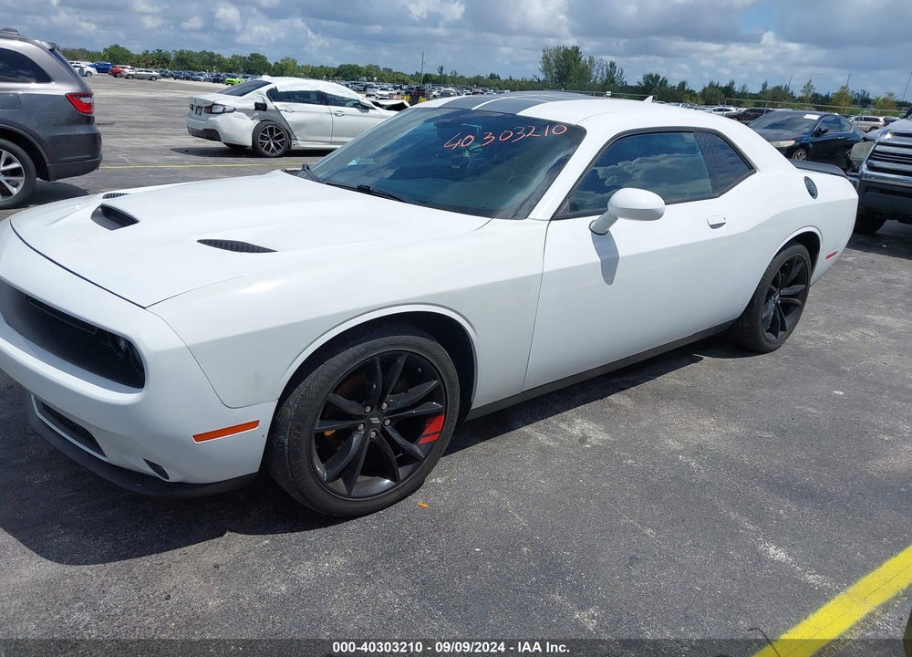 2017 DODGE CHALLENGER SXT VIN: 2C3CDZAG3HH554324