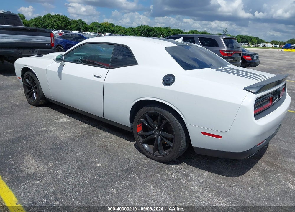 2017 DODGE CHALLENGER SXT VIN: 2C3CDZAG3HH554324