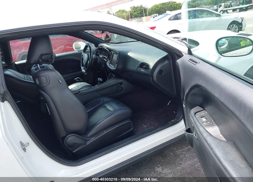 2017 DODGE CHALLENGER SXT VIN: 2C3CDZAG3HH554324