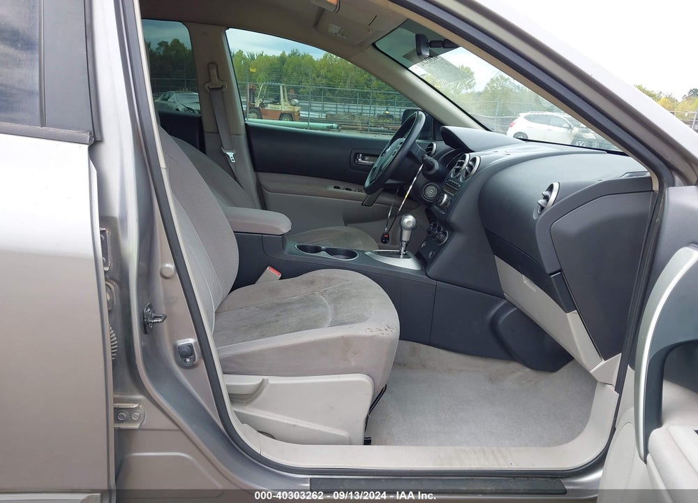 2011 NISSAN ROGUE S VIN: JN8AS5MT8BW175715