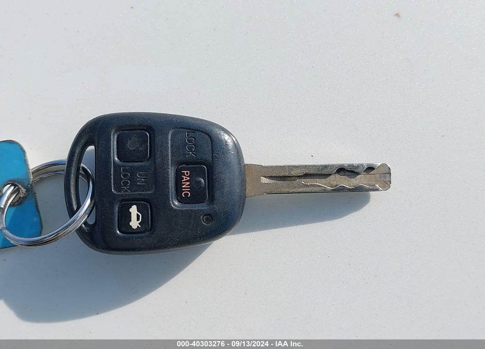 2005 LEXUS ES 330 VIN: JTHBA30G655094639
