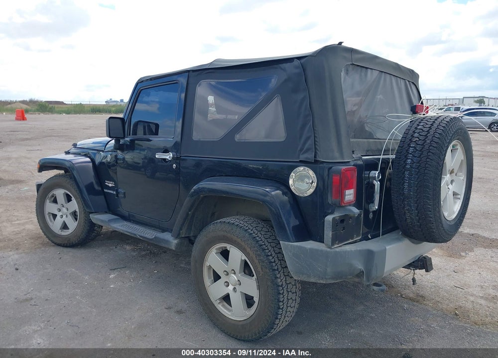 2009 JEEP WRANGLER SAHARA VIN: 1J8FA54149L742283