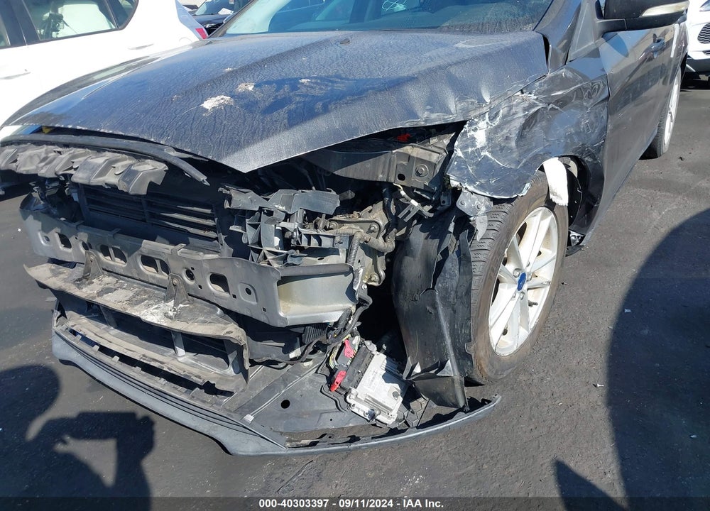 2015 FORD FOCUS SE VIN: 1FADP3K26FL350971