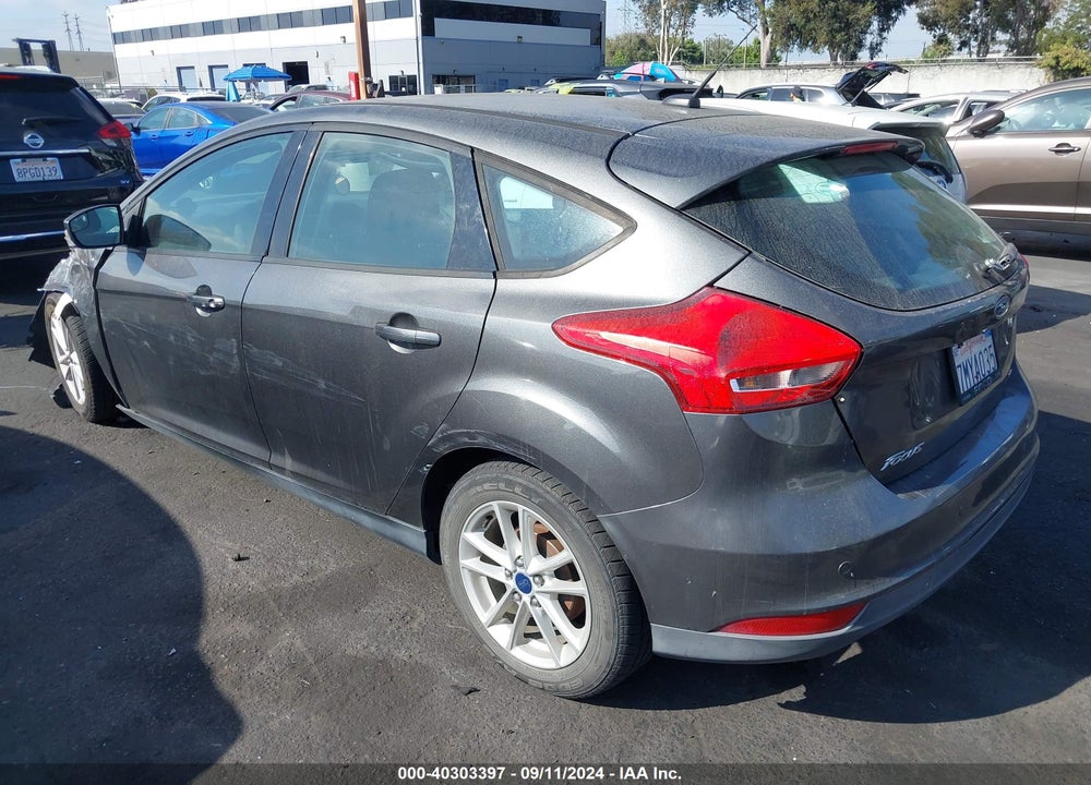 2015 FORD FOCUS SE VIN: 1FADP3K26FL350971