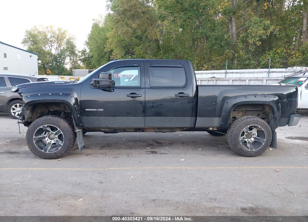 2011 CHEVROLET SILVERADO 2500HD LT VIN: 1GC1KXC83BF198789