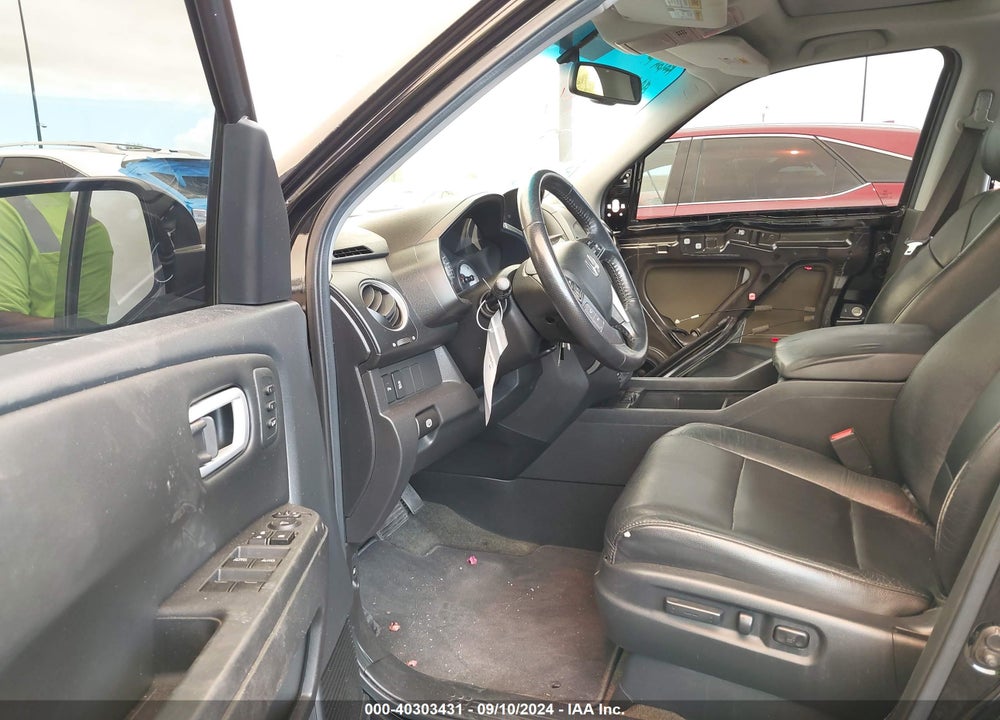 2013 HONDA PILOT TOURING VIN: 5FNYF4H96DB070217