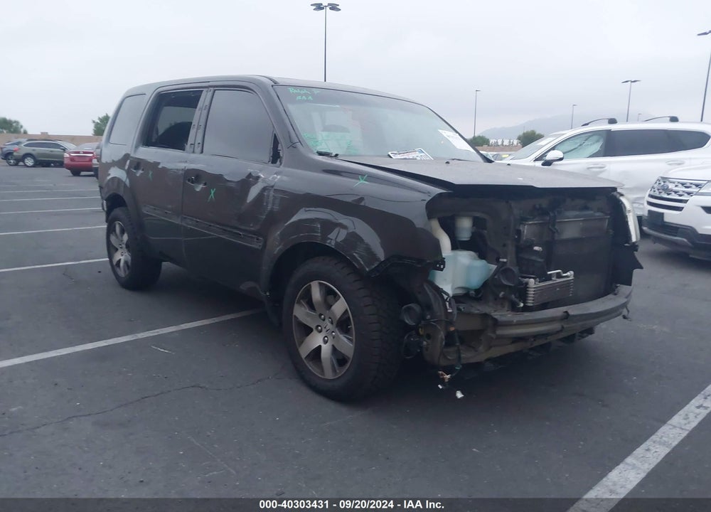 2013 HONDA PILOT TOURING VIN: 5FNYF4H96DB070217