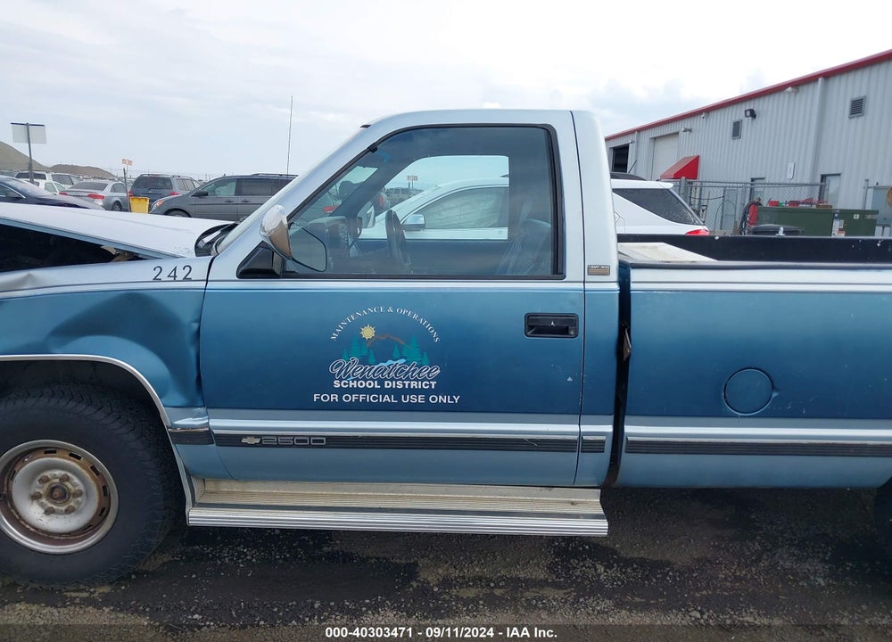 1991 CHEVROLET GMT-400 K2500 VIN: 2GCFK24KXM1113637