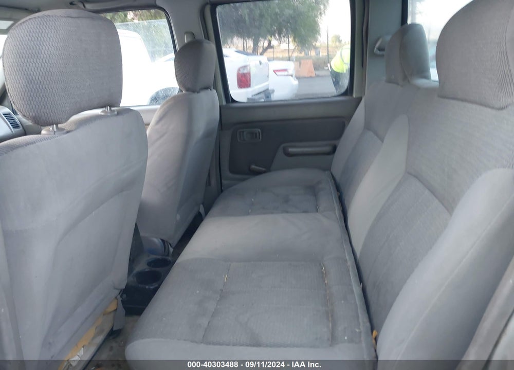 2001 NISSAN FRONTIER XE-V6 VIN: 1N6ED27T01C367032