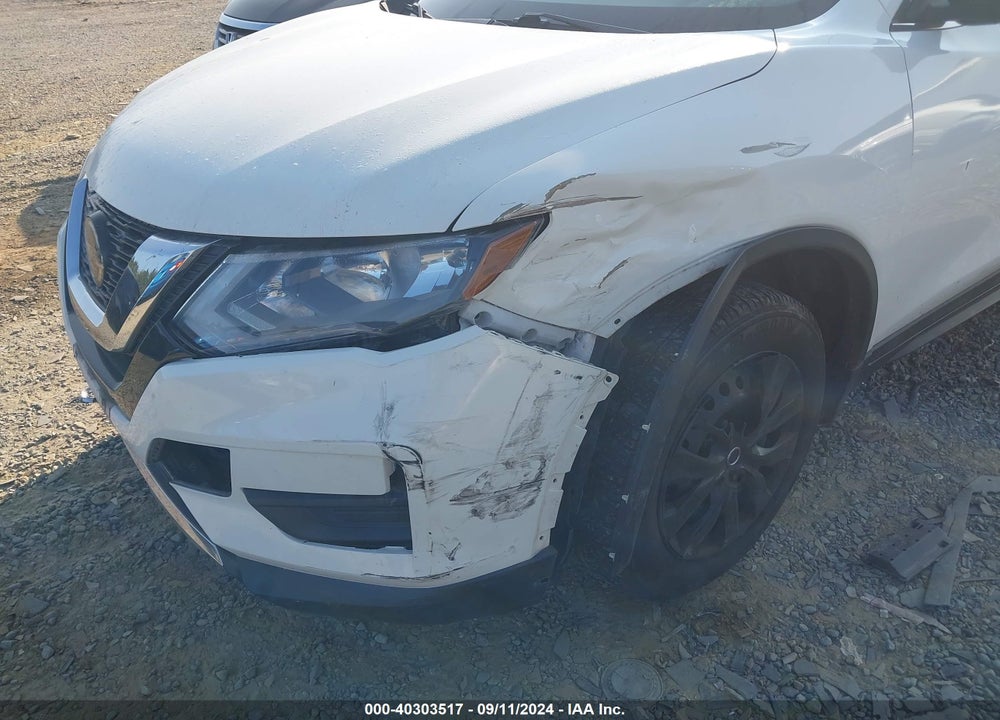2018 NISSAN ROGUE S VIN: 5N1AT2MV6JC789828
