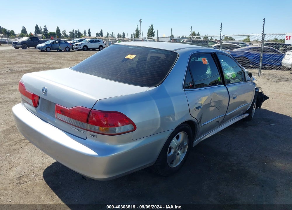 2001 HONDA ACCORD 3.0 EX VIN: 1HGCG16531A042421