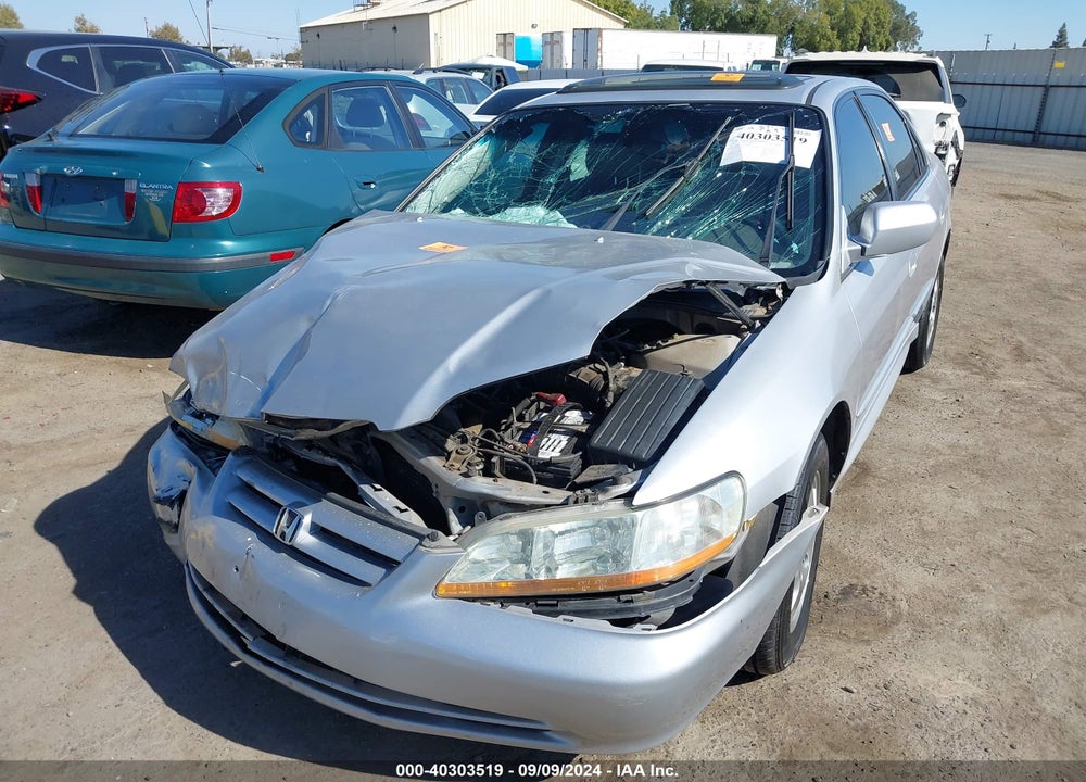 2001 HONDA ACCORD 3.0 EX VIN: 1HGCG16531A042421