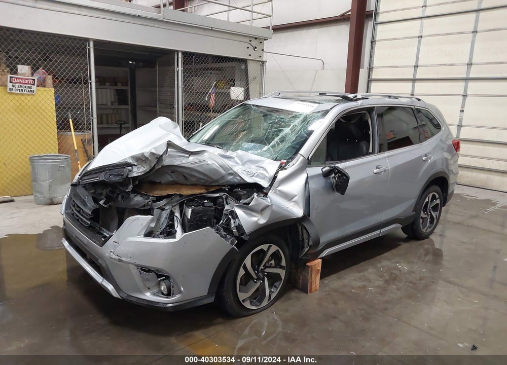 2022 SUBARU FORESTER TOURING VIN: JF2SKARC3NH482141