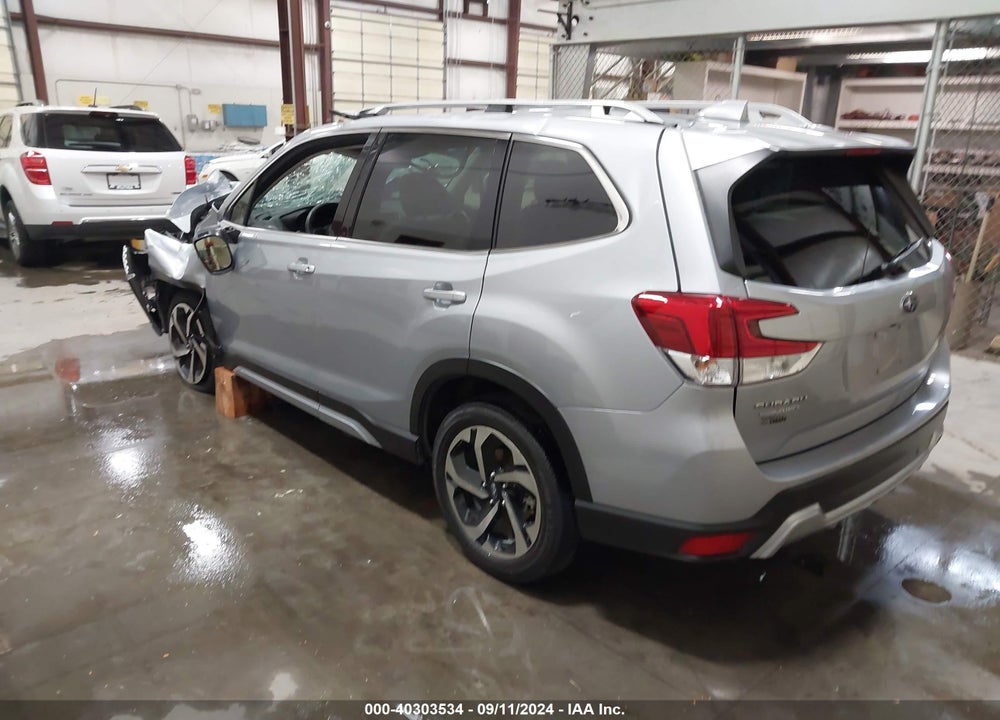 2022 SUBARU FORESTER TOURING VIN: JF2SKARC3NH482141