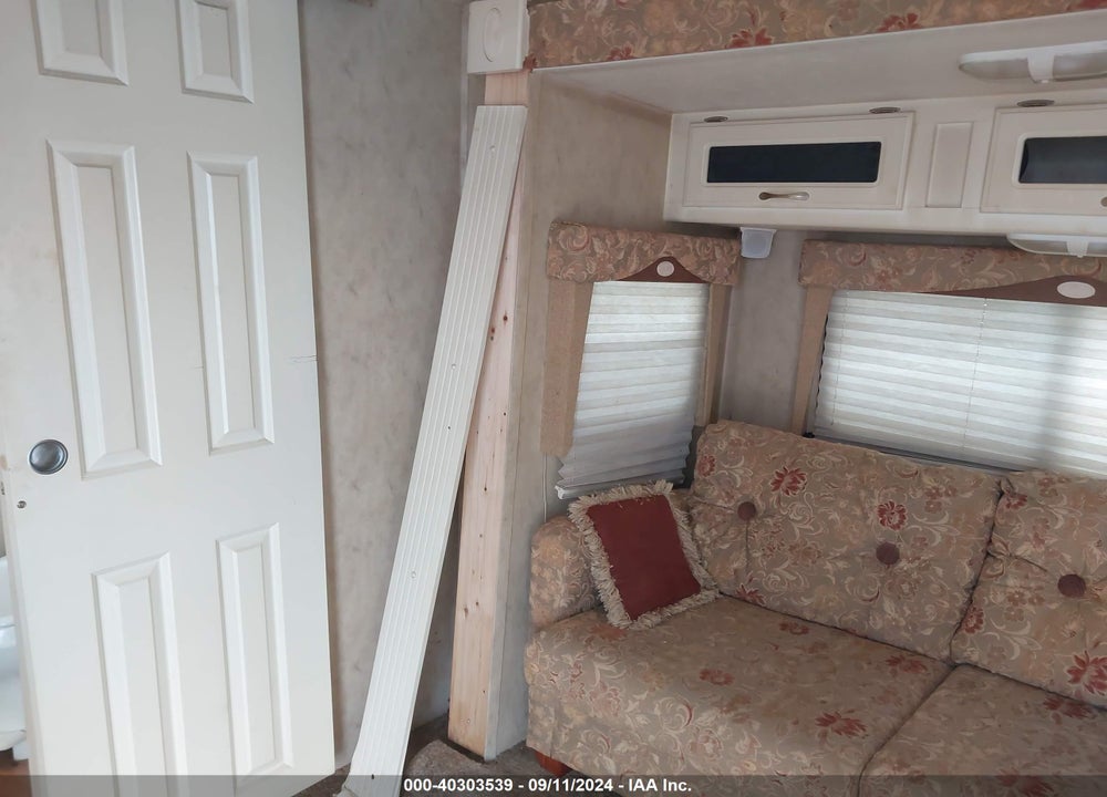 2008 DUTCHMEN TUNDRA VIN: 47CTA3R278K123423