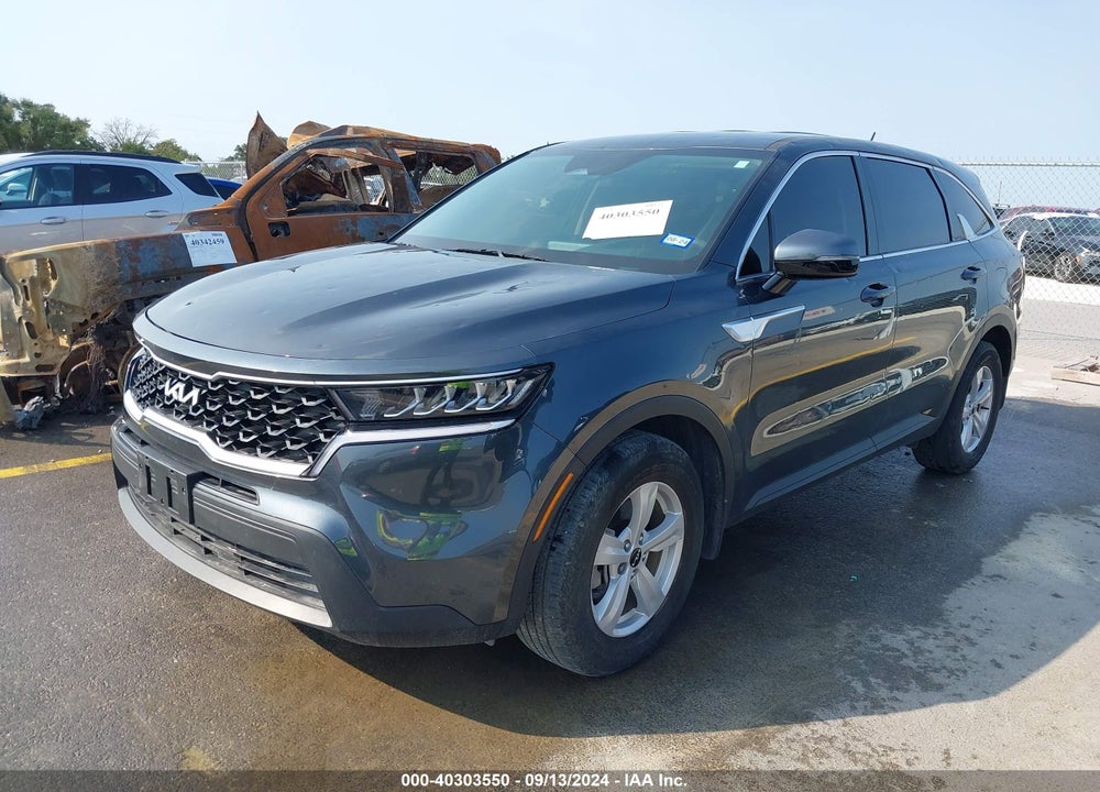 2022 KIA SORENTO LX VIN: 5XYRG4LC8NG148978