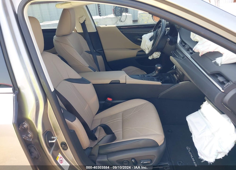 2019 LEXUS ES 350 LUXURY VIN: 58ABZ1B17KU038528