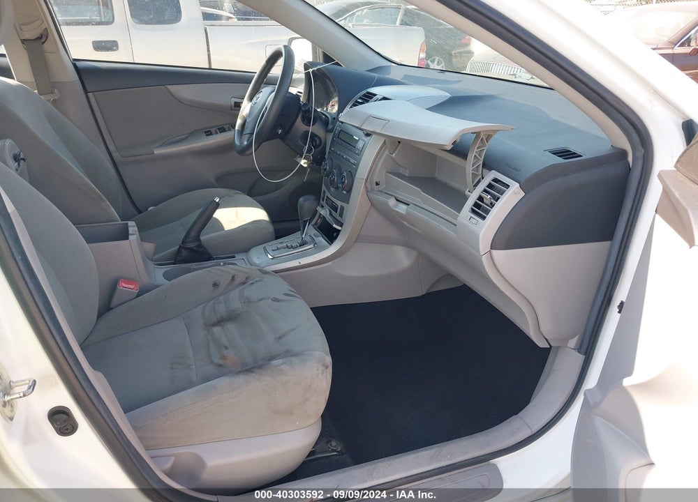 2011 TOYOTA COROLLA LE VIN: 2T1BU4EE5BC610574